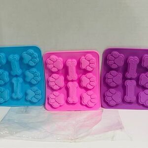 Set of 3 Silicone Dog Treat Molds Trays Bones Paw Prints NEW